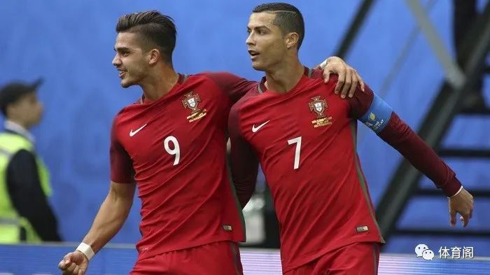  桑乔助攻戴帽，多特边路进攻彻底复苏  