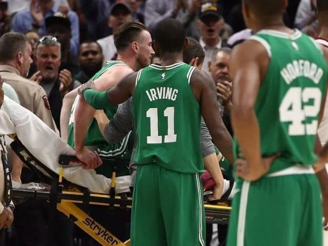  欧文回归首秀砍准三双数据  